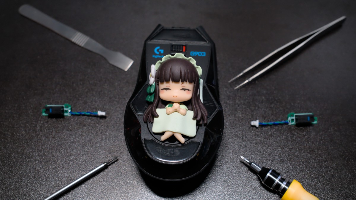 G903